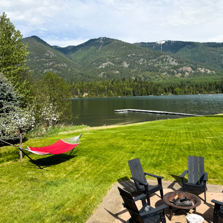 relaxing cabin vacation Montana